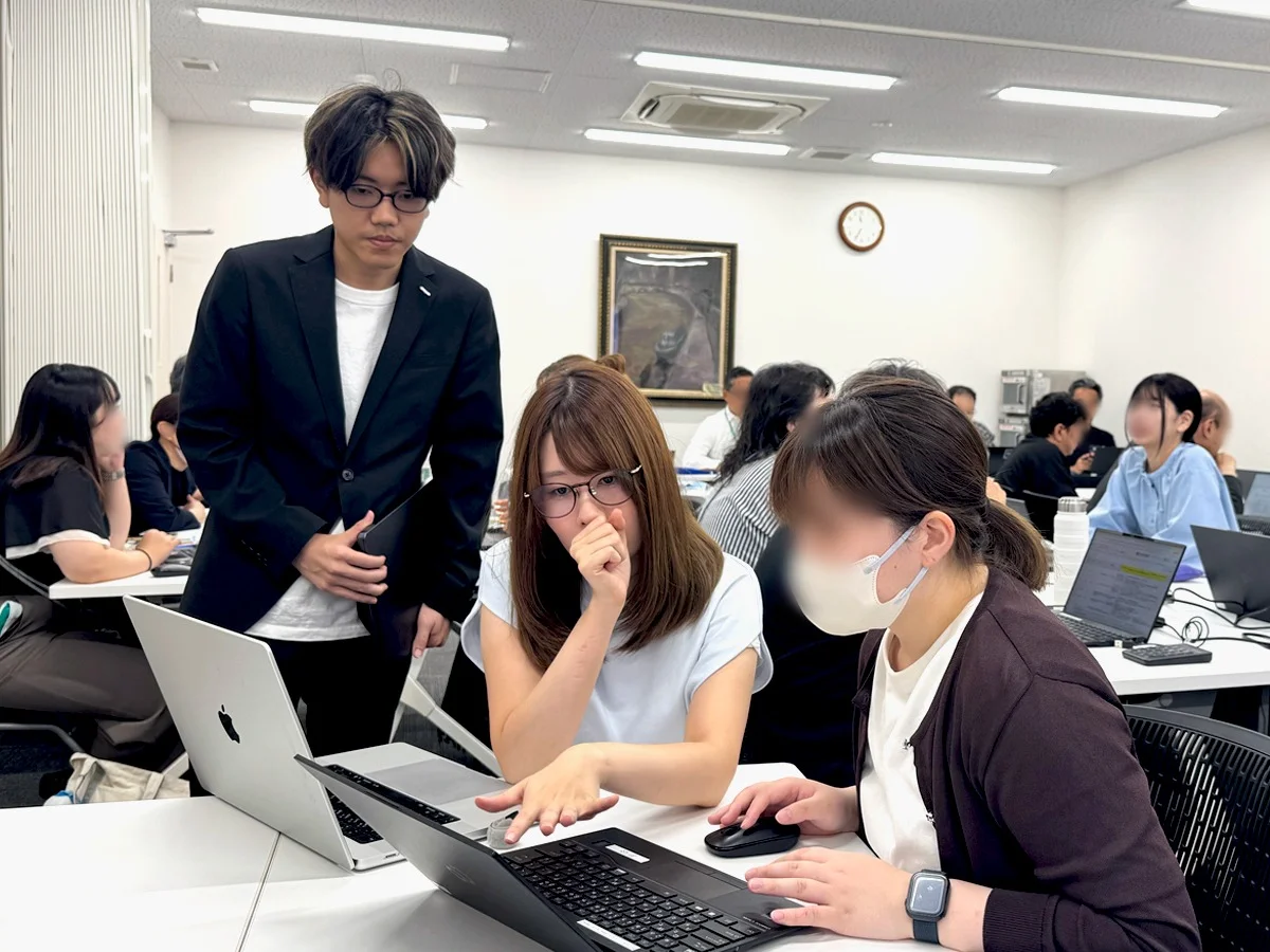 画面を一緒に見ながら、詰まったところを解いていきます